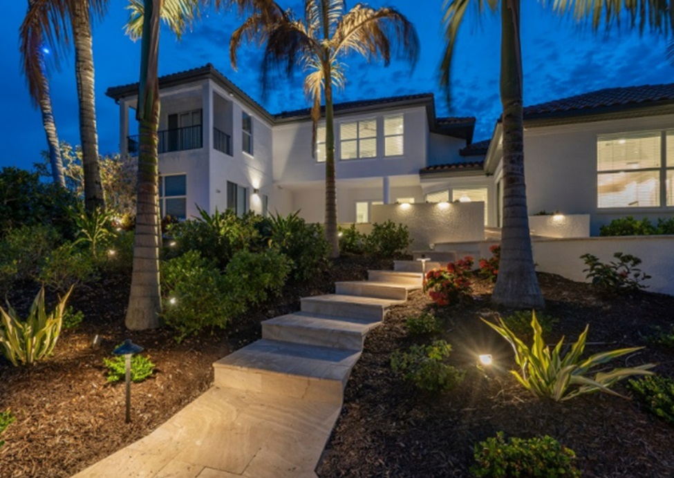 Landscape Lighting Tampa Planty House